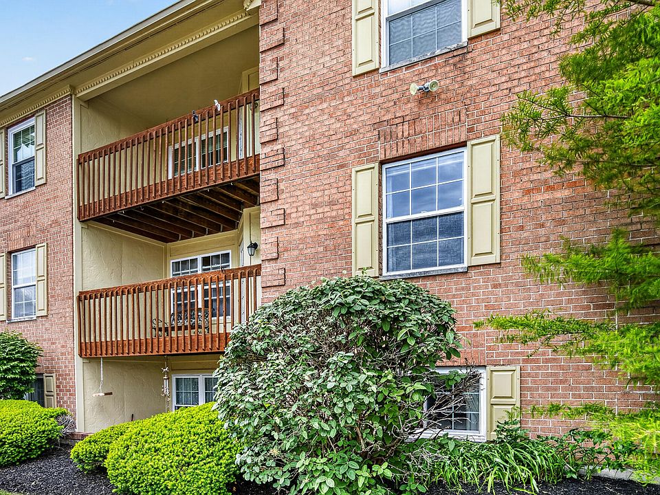 1st image of 23 Highland Meadows Cir Suite 8