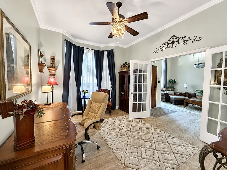 1740 Forest Glen Dr — Photo 6