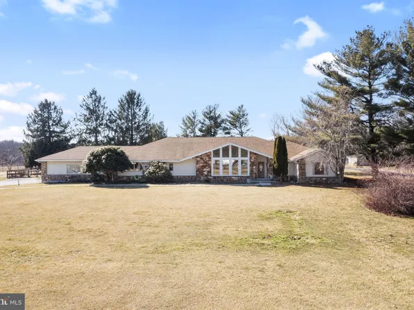 184 Sunnyside Rd, West Grove, PA 19390