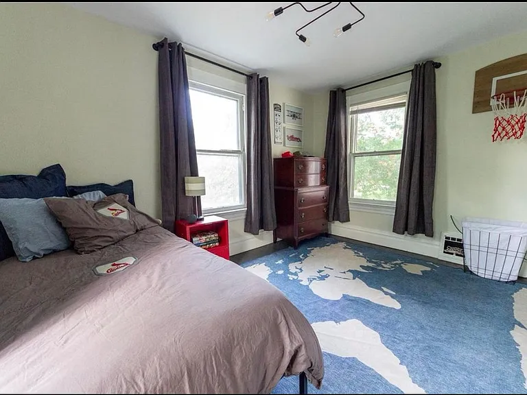 419 S Van Buren Ave — Photo 6