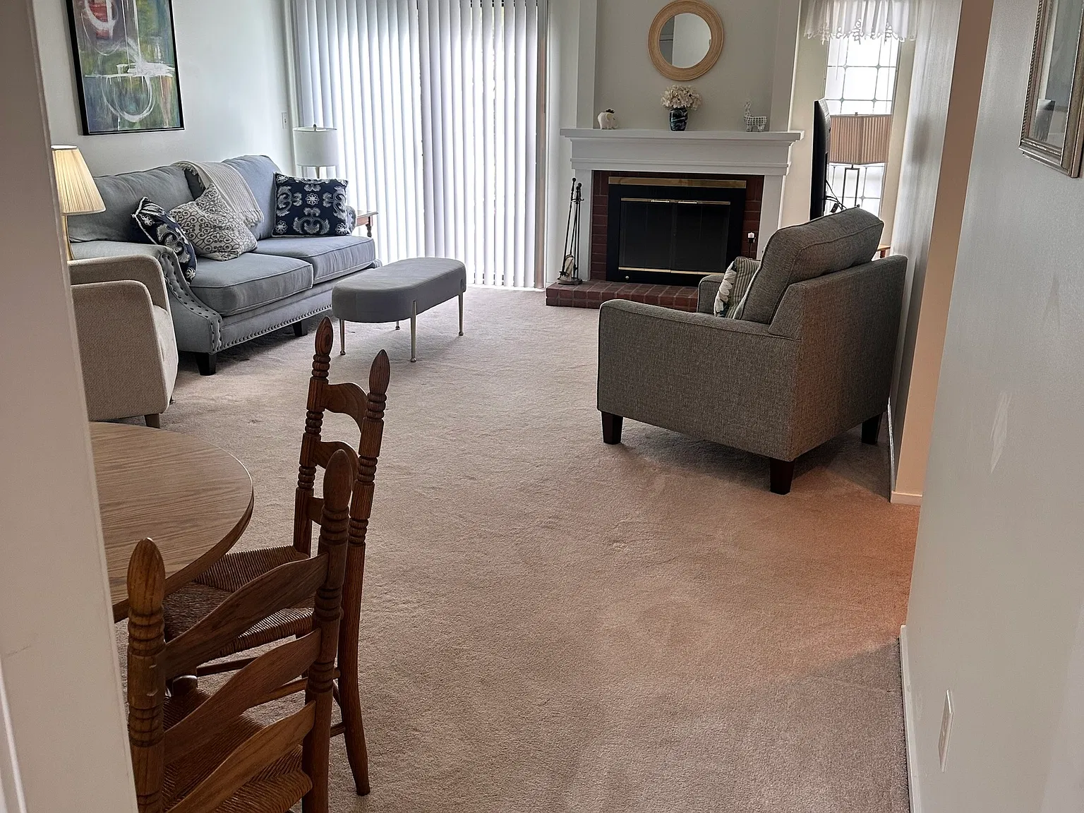2 bed, 2.0 bath, 1071 sqft, $2,300 — Photo 4