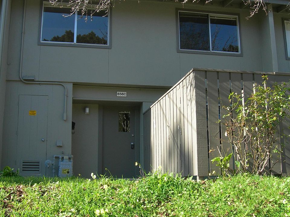 1st image of 857 Macarthur Ave #C