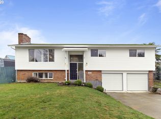 2886 NE 22nd Ct, Gresham, OR 97030