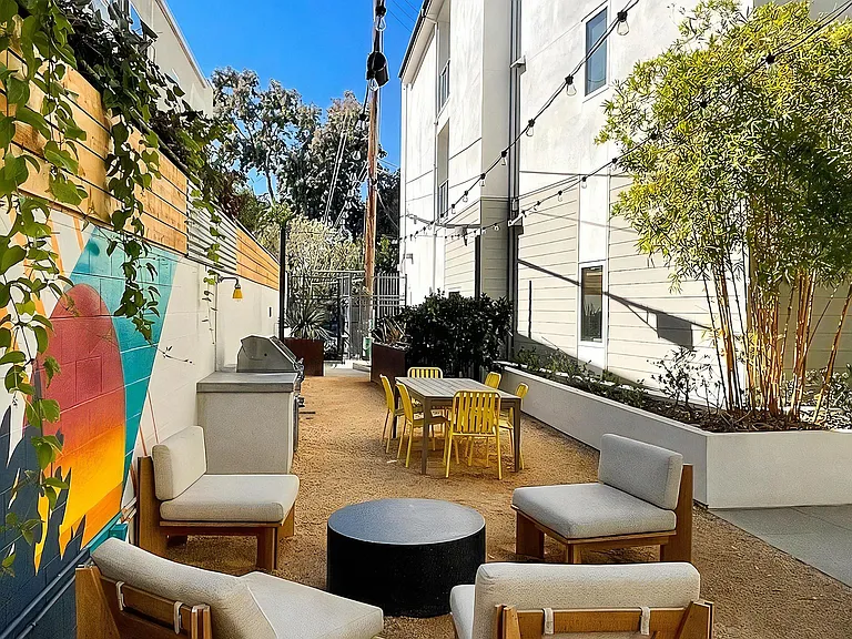 Outdoor Entertainment Area with Grill