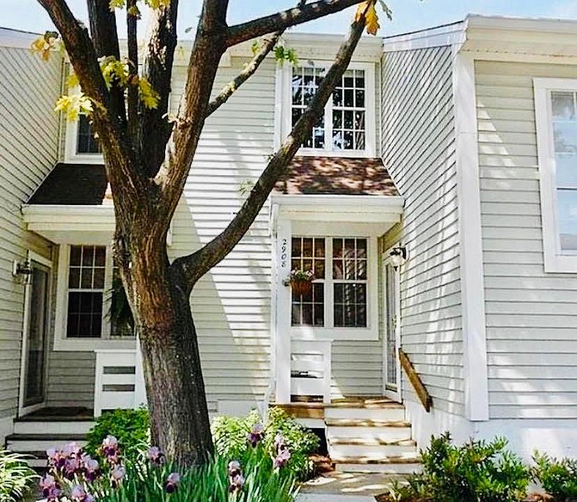 1st image of 2908 Yarling Ct #2908