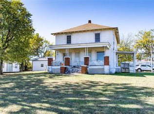 610 S Lombard Ln, Skiatook, OK 74070