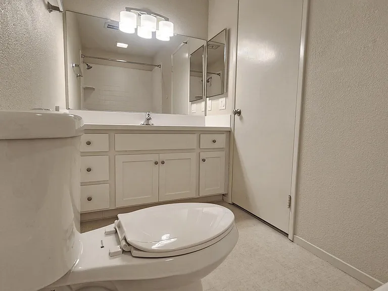4326 Fair Oaks Blvd — Photo 24