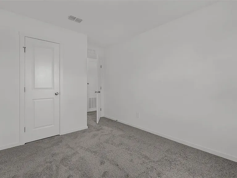 2424 Bevel Ln — Photo 15