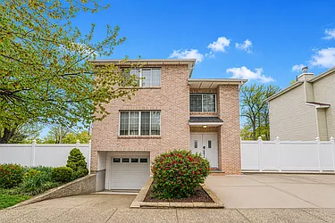 68 Eltingeville Boulevard