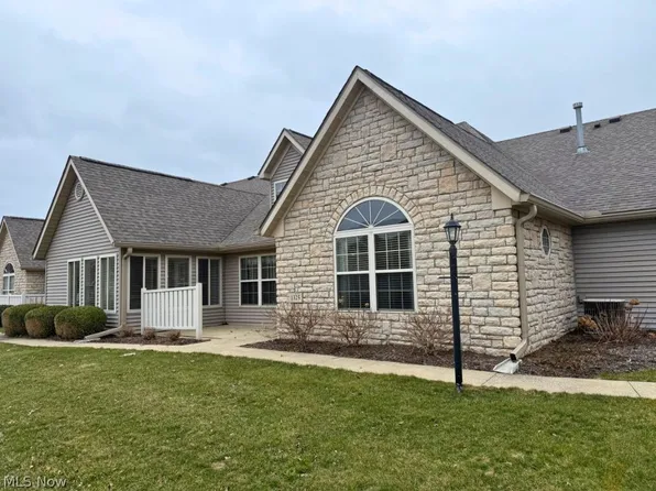 1325 Laurenbrook Ln NE, Massillon, OH 44646