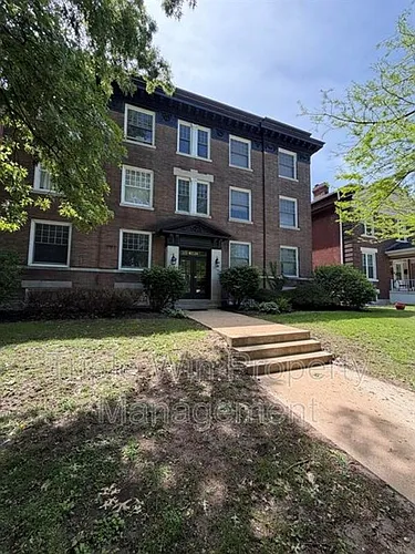 6126 Washington Blvd #101 Photo 1