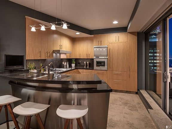 5th image of 333 Bush St #Penthouse A
