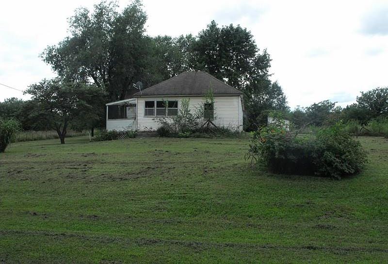 1st image of 1646 N 205th St