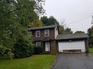 6 Davis St, Springfield, VT 05156