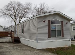 208 Pine Ln, Justice, IL 60458