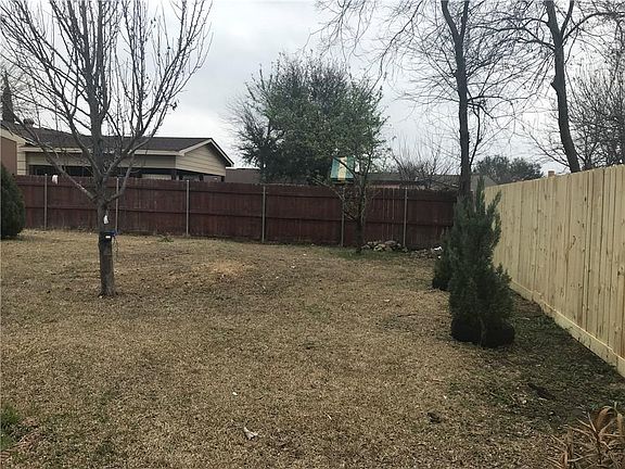 4th image of 1426 Quail Dr