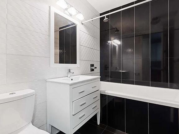 5th image of 7 Lexington Ave #7AA