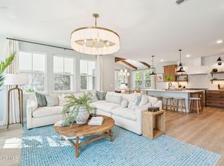 38 Middle Island St, Beaufort, SC 29907