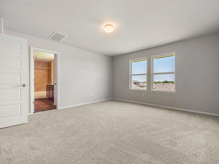 187 Haywood Mnr — Photo 12
