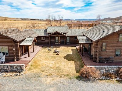 16 Saddle String Dr, Cody, WY, 82414