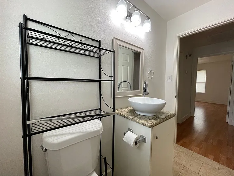 809 Glen Garden Dr — Photo 11