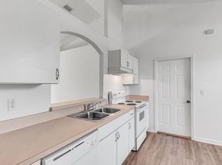 29 Big Bear Ln, Palm Coast, FL 32137