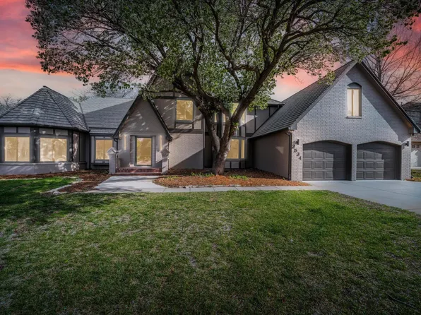 2534 N Greenleaf Ct, Wichita, KS 67226