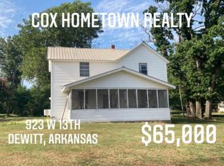 923 W 13th St, Dewitt, AR 72042