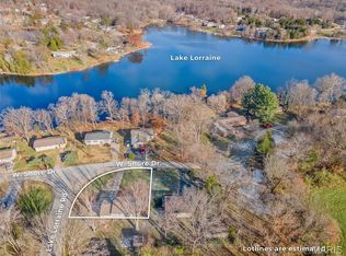 8561 W Shore Dr, Hillsboro, MO 63050