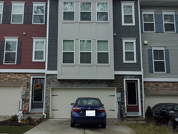 3rd image of 1436 Honeylocust Dr