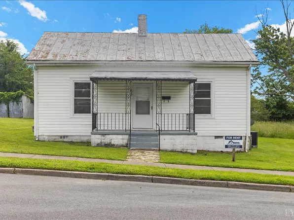 65 Glen Oak Dr, Danville, VA 24541