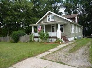24 Taylor St, Johnson City, NY 13790