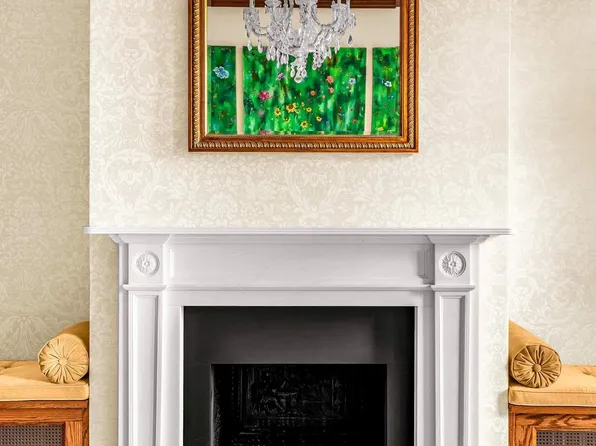 33 West 95th Street image 3 of 23