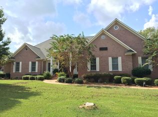 85 Valleybrook Dr, Columbus, MS 39702