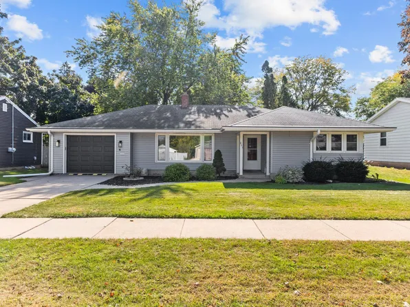 865 W 18th Ave, Oshkosh, WI 54902