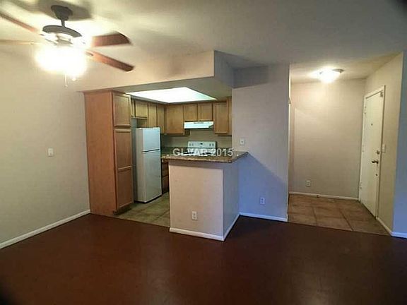 3rd image of 1454 E Katie Ave