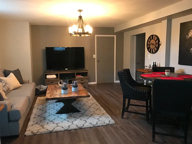 4 Mountainside Ln — Photo 2
