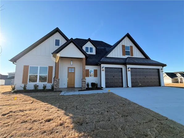 2723 Comet Cv, Lowell, AR 72745