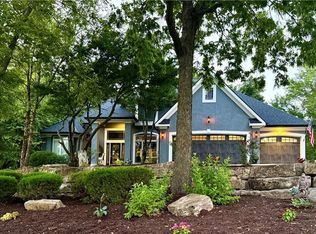 13810 Grove Ave, Bonner Springs, KS 66012