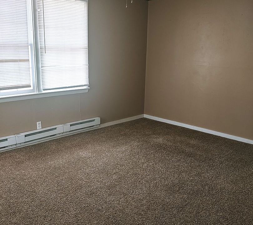 2nd image of 1137 Old Sunbury Rd #3