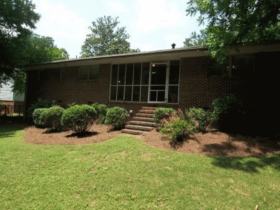 2nd image of 350 Seminole Dr NE