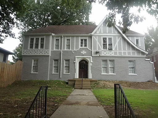 148 Stonewall Pl — Photo 3