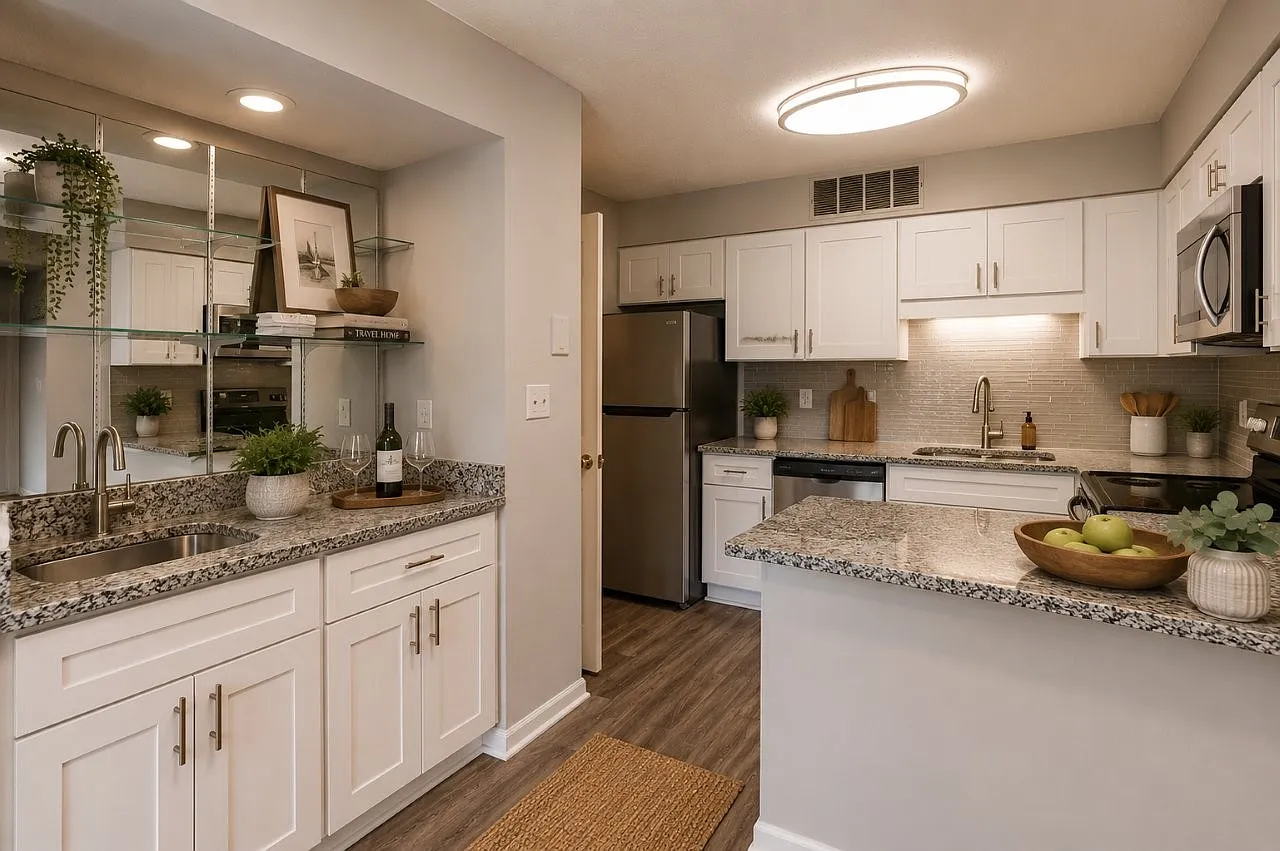 Riverwind Apartment Homes — Photo 2
