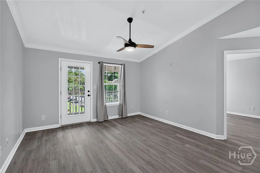 1 bed, 1.0 bath, 678 sqft, $1,450 — Photo 3