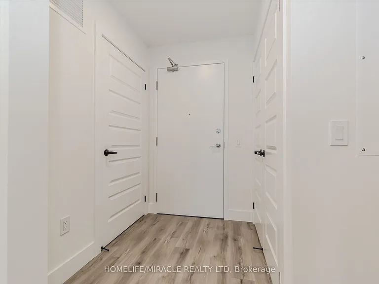 1101 Lackner Pl #T05 — Photo 10