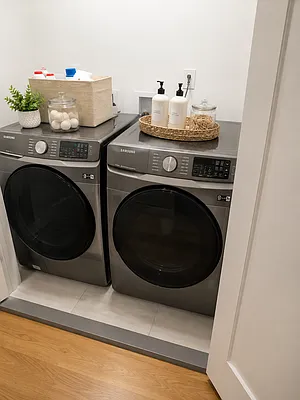 Laundry, photo 1