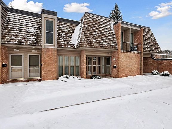 2nd image of 6381 Barrie Rd #120