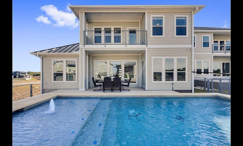 2nd image of 204 Archview Ln