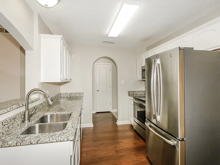 10115 Cross Valley Dr — Photo 9