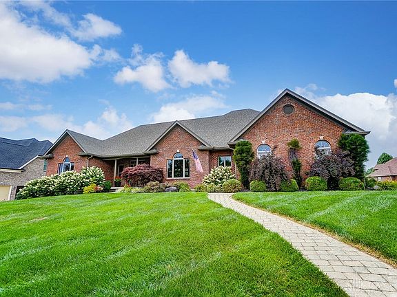 2nd image of 1423 Prestonwood Ct N